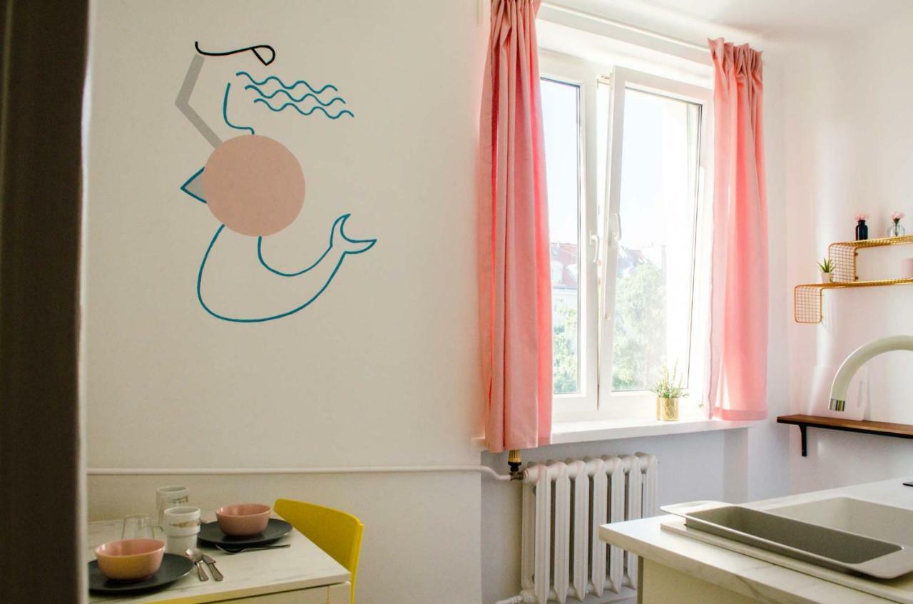New Life Apartment Next To Metro Station Varsovie Extérieur photo